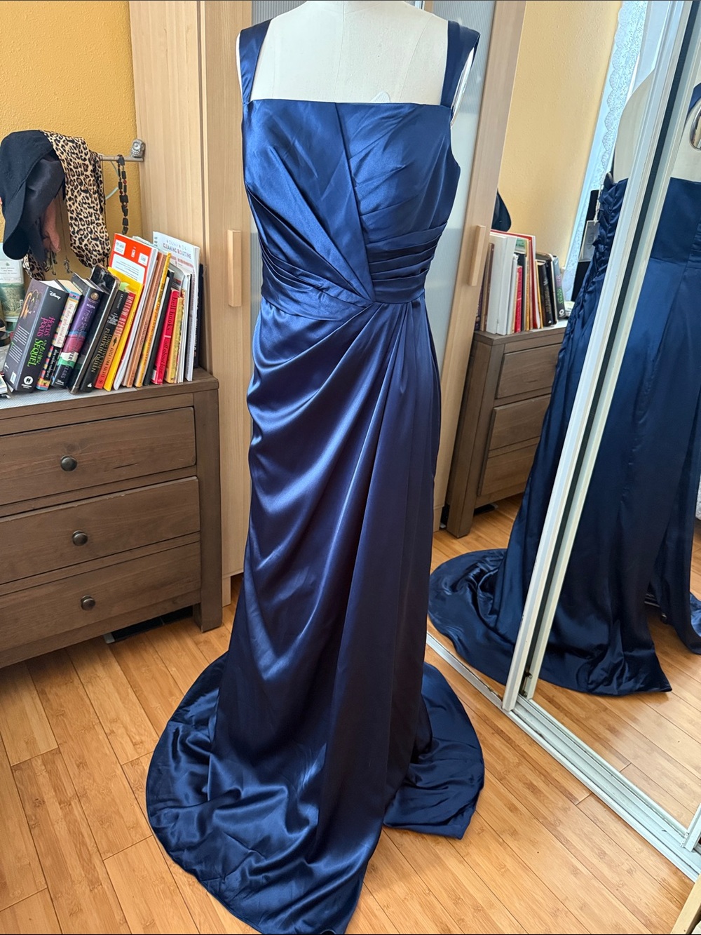 Navy Satin Lace-Up Back Evening Gown Size 10 - Picture 4 of 7